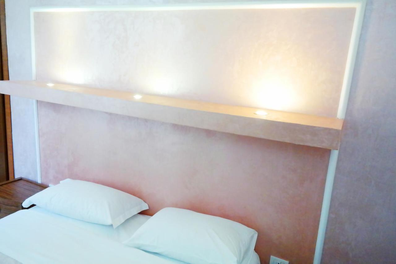 Fourseasons Bed & Breakfast Lecce Dış mekan fotoğraf